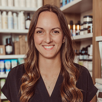 Kelli - Wholistic Nutrition Staff